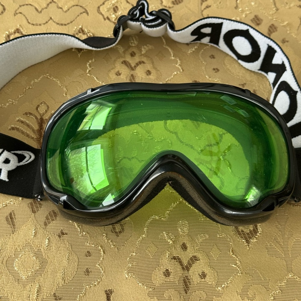 Oakley Men's Green Ski Goggles